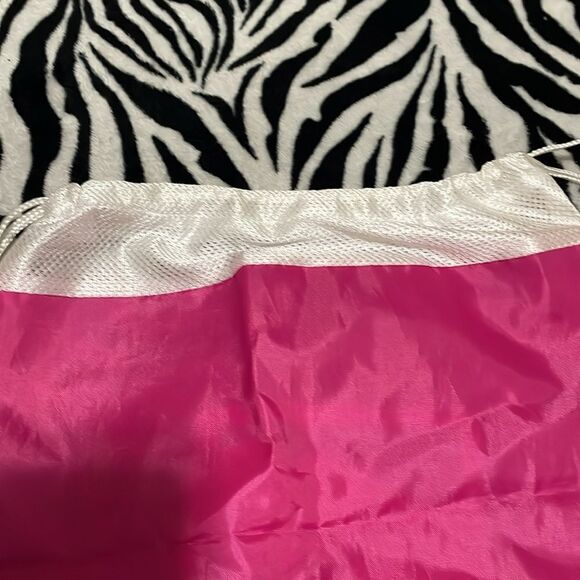 Build a bear workshop New York City BABW pink white mesh drawstring book bag - Picture 6 of 8